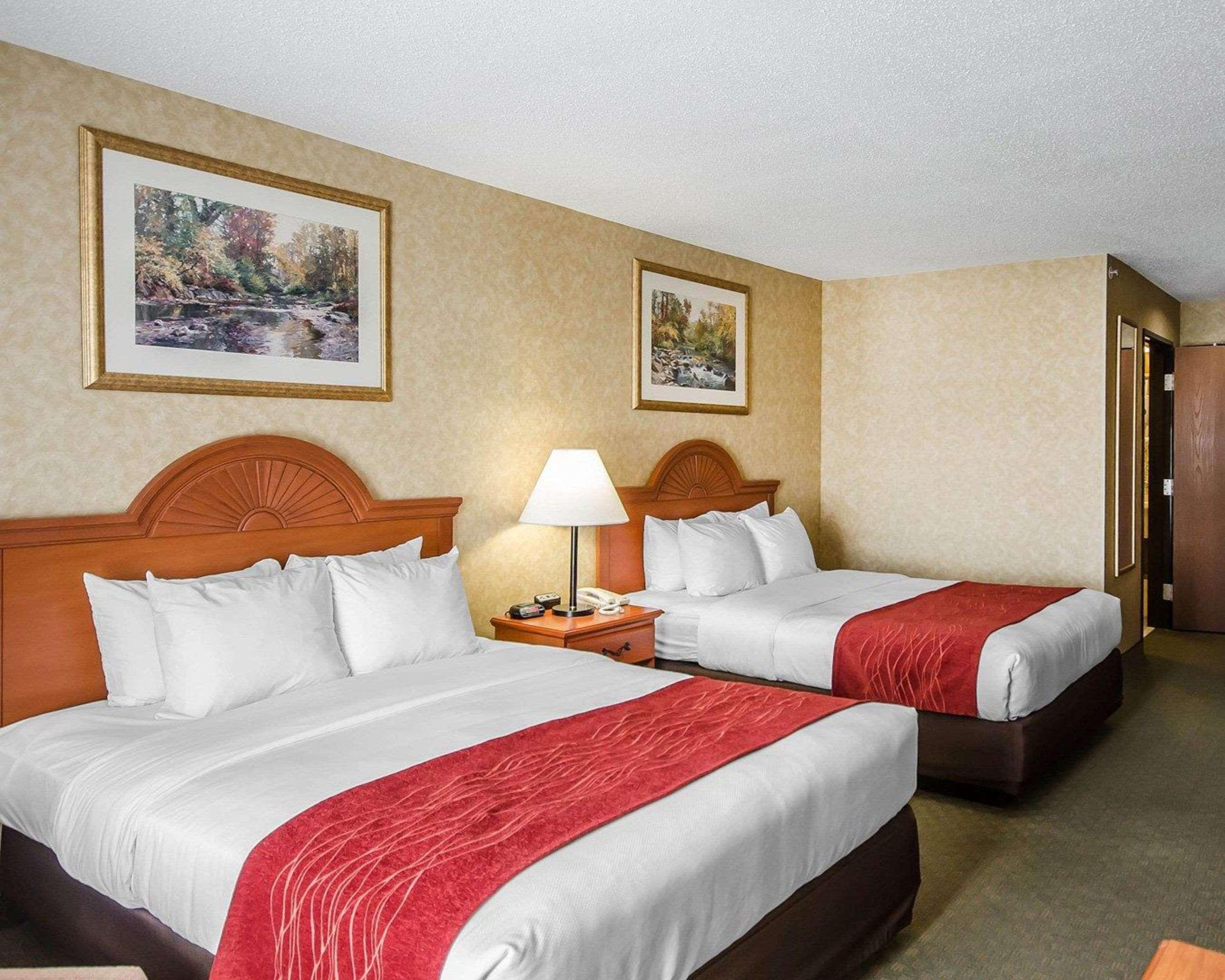 Quality Inn & Suites Rockport-Owensboro North Gold Award Winner Exterior photo
