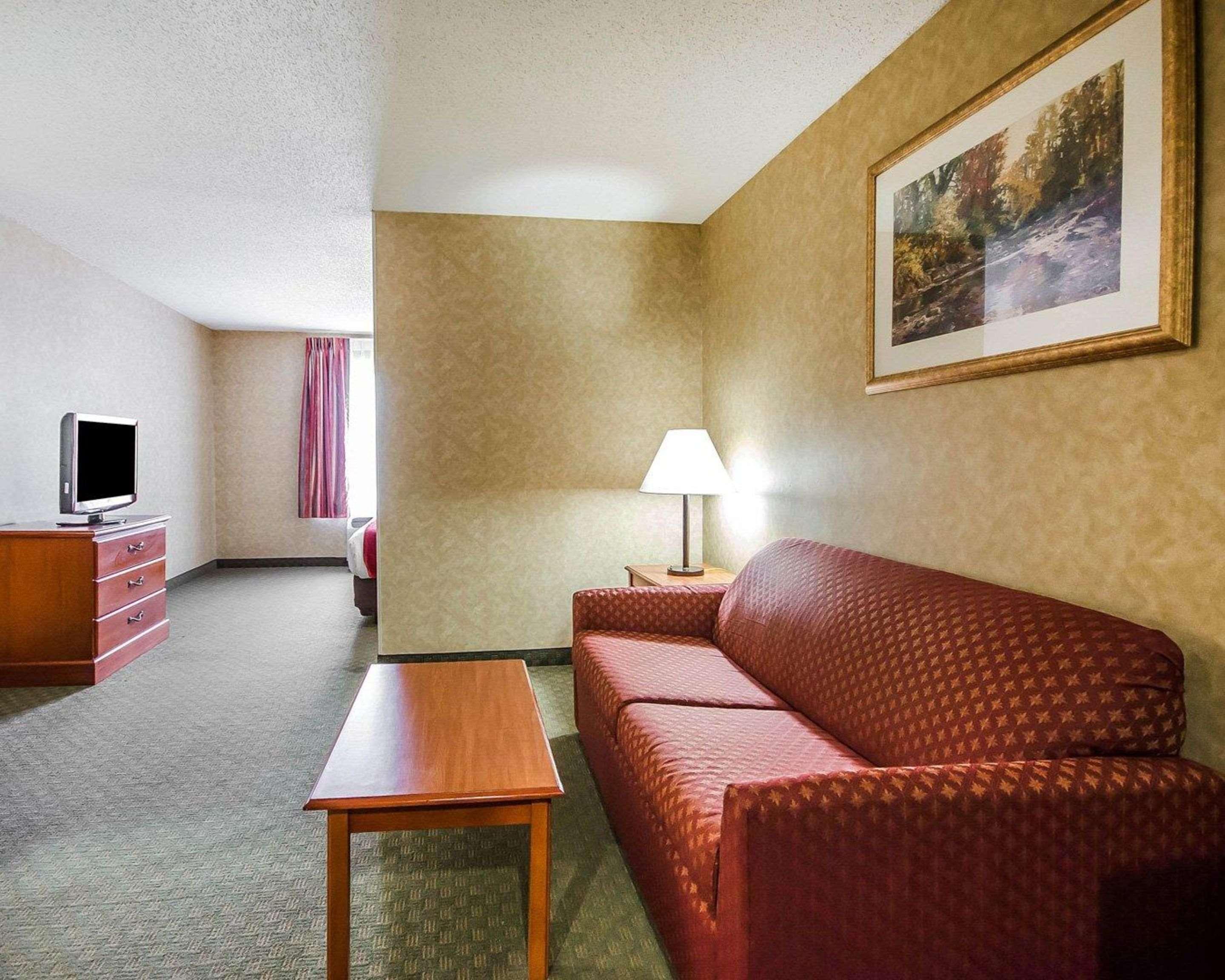 Quality Inn & Suites Rockport-Owensboro North Gold Award Winner Exterior photo