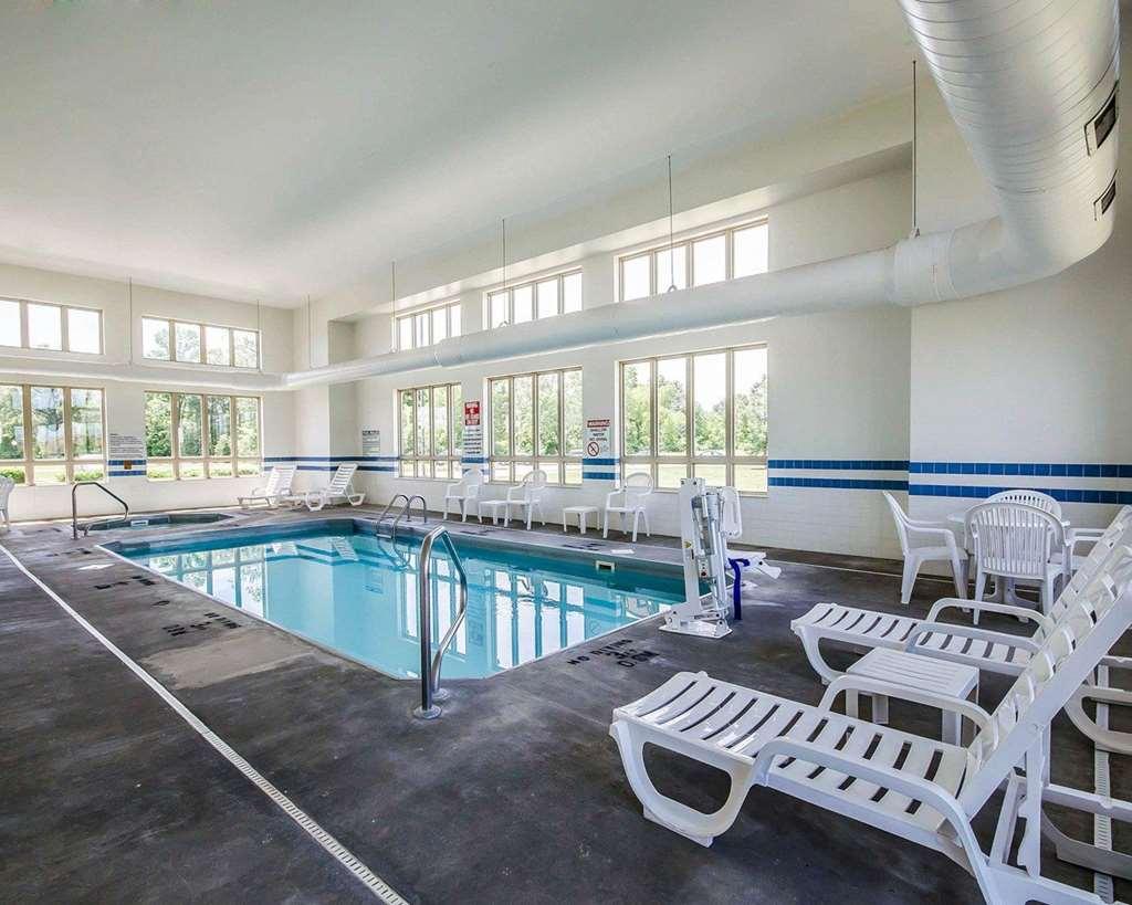 Quality Inn & Suites Rockport-Owensboro North Gold Award Winner Facilities photo