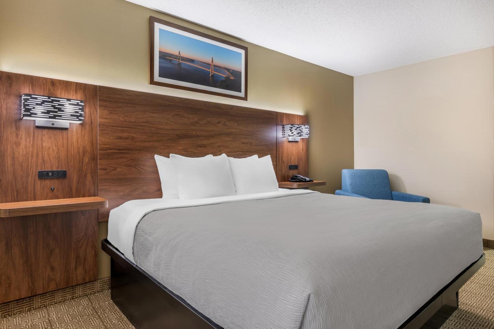 Quality Inn & Suites Rockport-Owensboro North Gold Award Winner Exterior photo