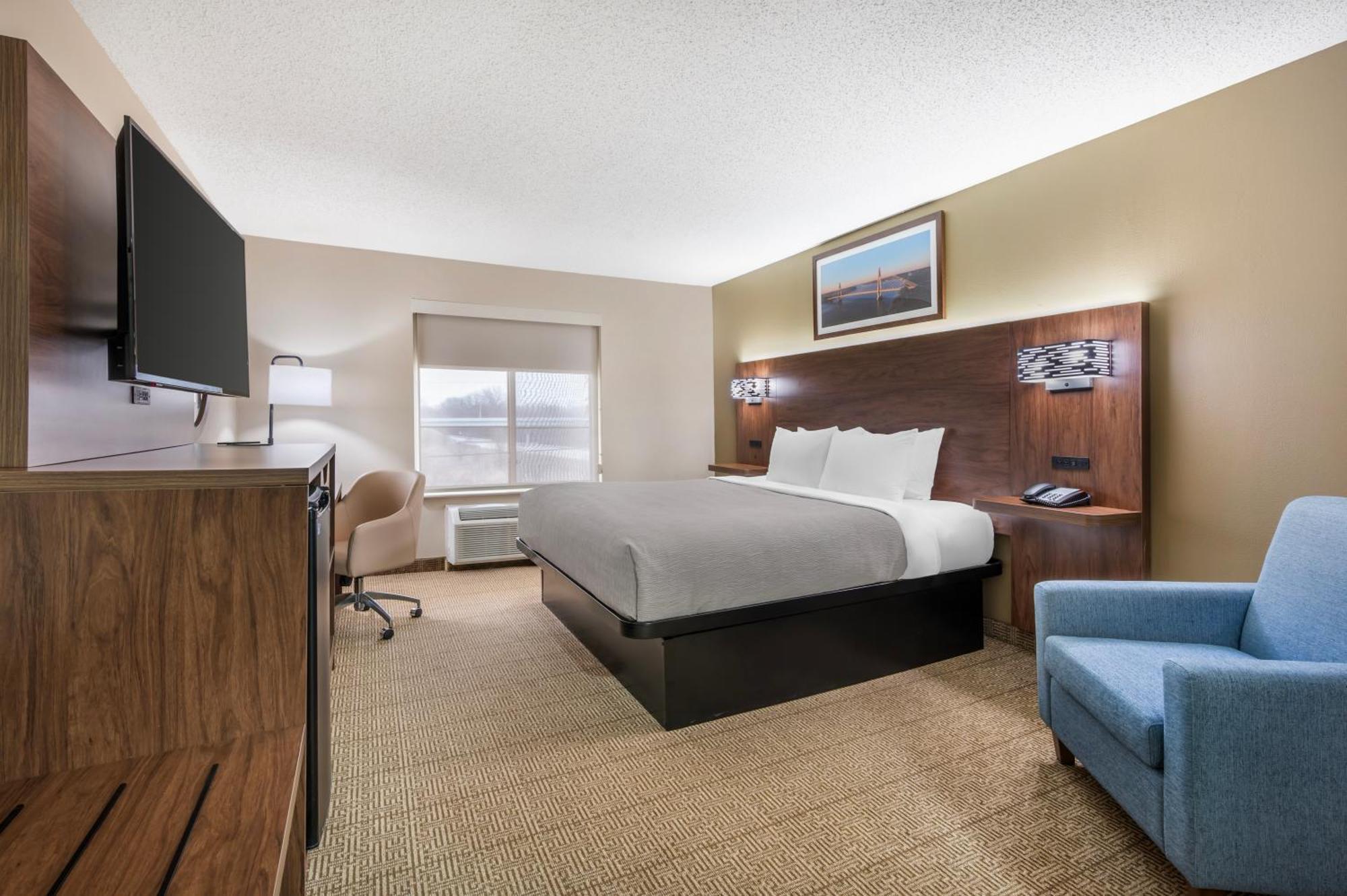 Quality Inn & Suites Rockport-Owensboro North Gold Award Winner Exterior photo