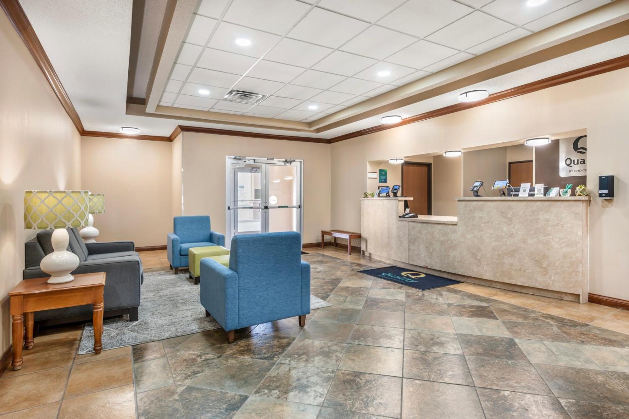 Quality Inn & Suites Rockport-Owensboro North Gold Award Winner Exterior photo