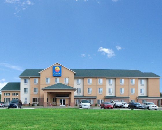 Quality Inn & Suites Rockport-Owensboro North Gold Award Winner Exterior photo